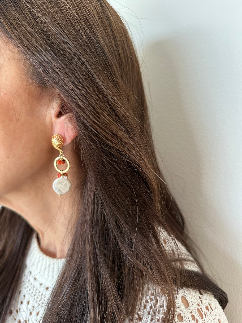 Le Conchiglie Barouque Pearl Earrings