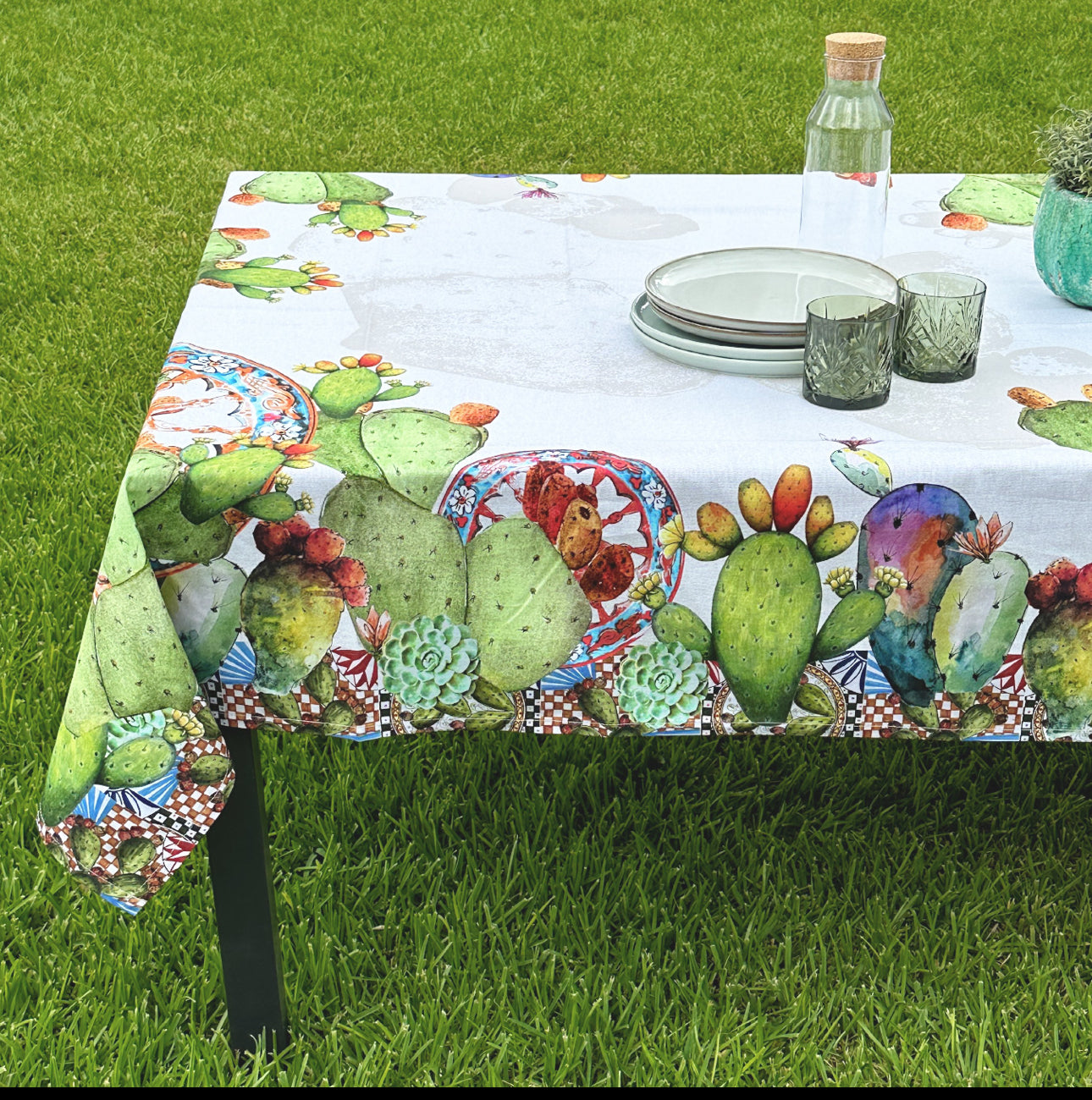 Sicilian Prickly Pears & Carretto Tablecloth (8-10 people)