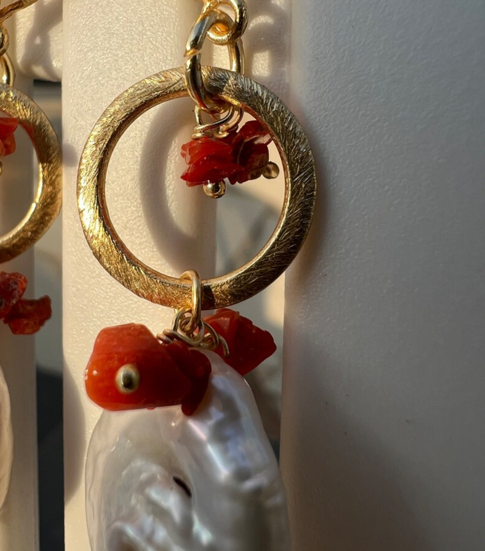 Le Conchiglie Barouque Pearl Earrings