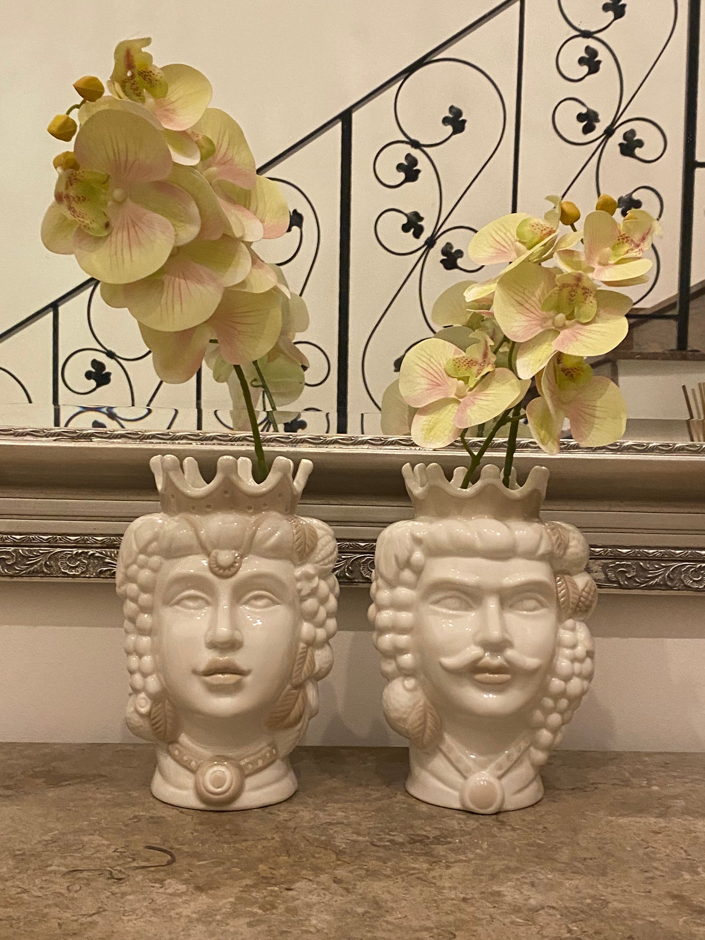 Sicilian White/Beige Moor Head Vase (Set Of 2)